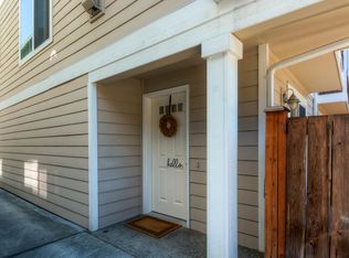 12026 B 28th Ave NE, Seattle, WA 98125