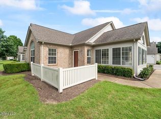8897 Parkview Oaks Cir, Olive Branch, MS 38654