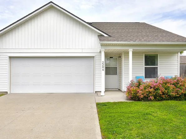 2206 Sunflower St, Perry, IA 50220