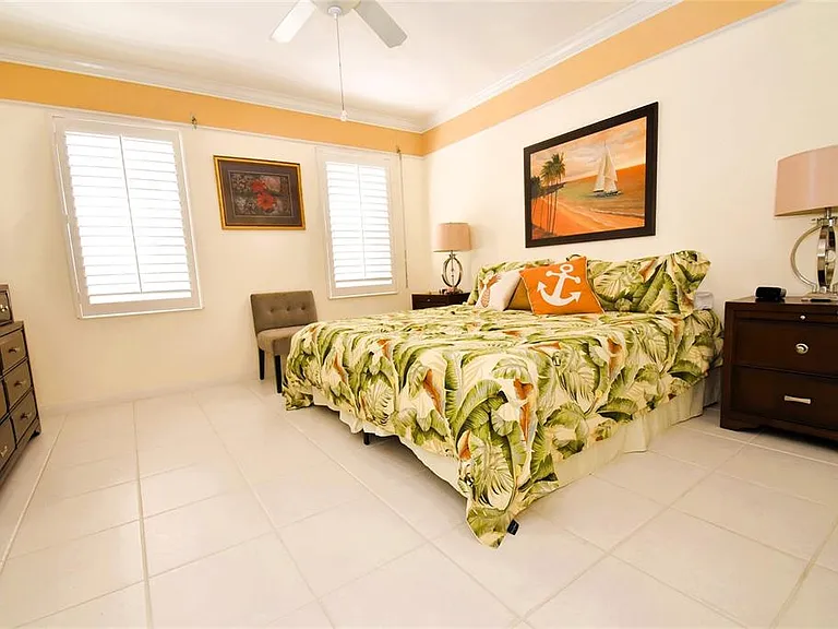 7624 Bergamo Ave #4B — Photo 16