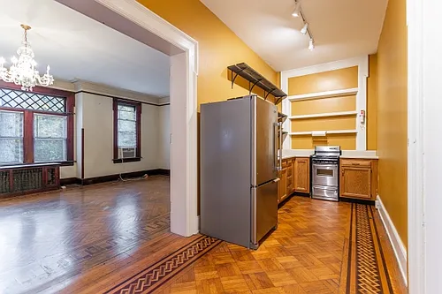 52 Albemarle Pl Photo 1