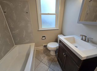 5300 Harmony Ln, Willoughby, OH 44094