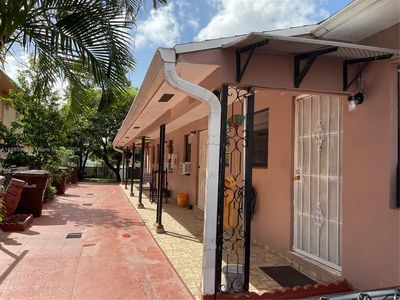 674 W 29th St, Hialeah, FL, 33012