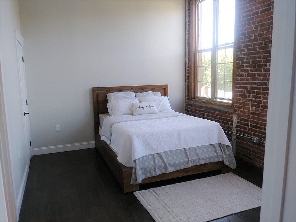 Toy Factory Apartment Rentals Leominster, MA Zillow