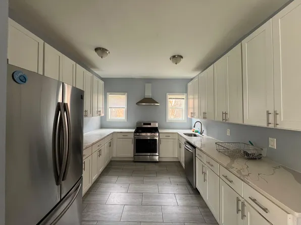 99 Clerk St, Jersey City, NJ