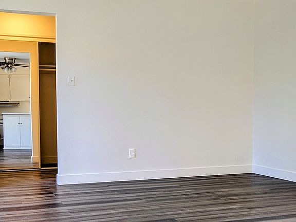 4th image of 6226 Craner Ave APT 18