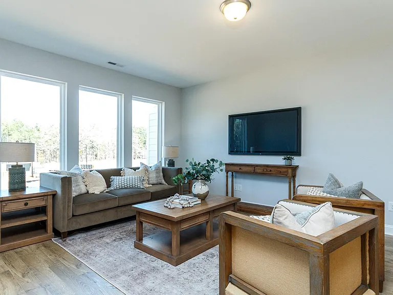 1312 Canary Pepper Dr — Photo 16