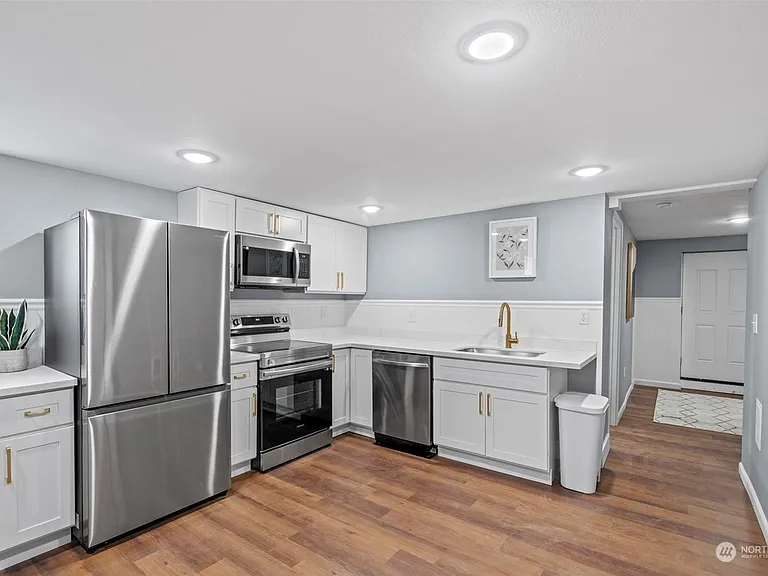 5436 S K St #C — Photo 8