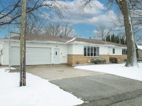 502 N Williams St, Shell Rock, IA 50670