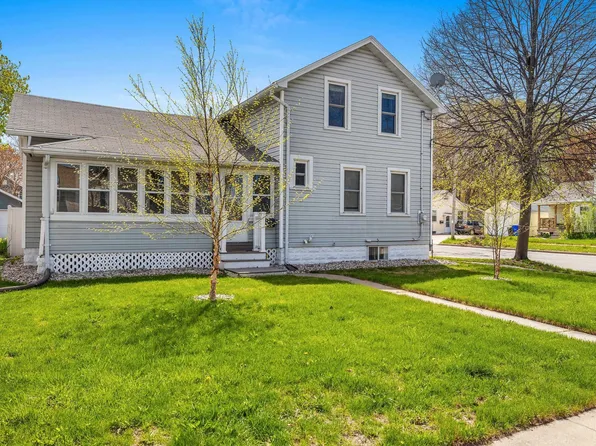 933 W Lawrence St, Appleton, WI 54914