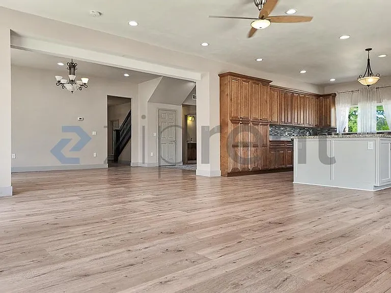 7604 28th St #MAIN HOUSE — Photo 13