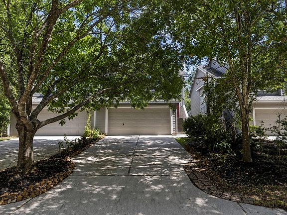 2nd image of 230 Blushwood Pl