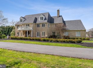 10230 Norton Rd, Potomac, MD 20854