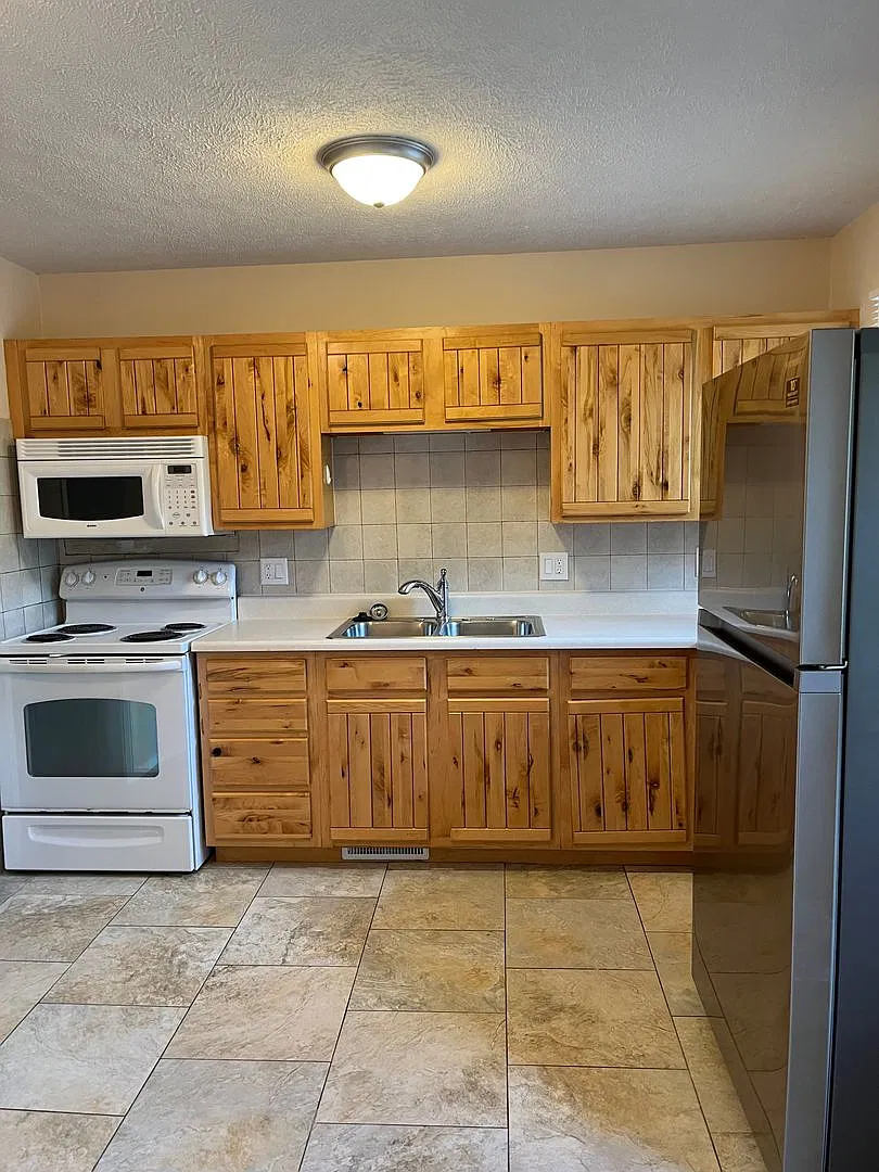 Make This Beautiful Home Yours!! Features 4 Bedrooms And 2 Baths-Coming Soon — Photo 4