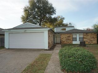 4604 Gentle Springs Dr, Arlington, TX 76001