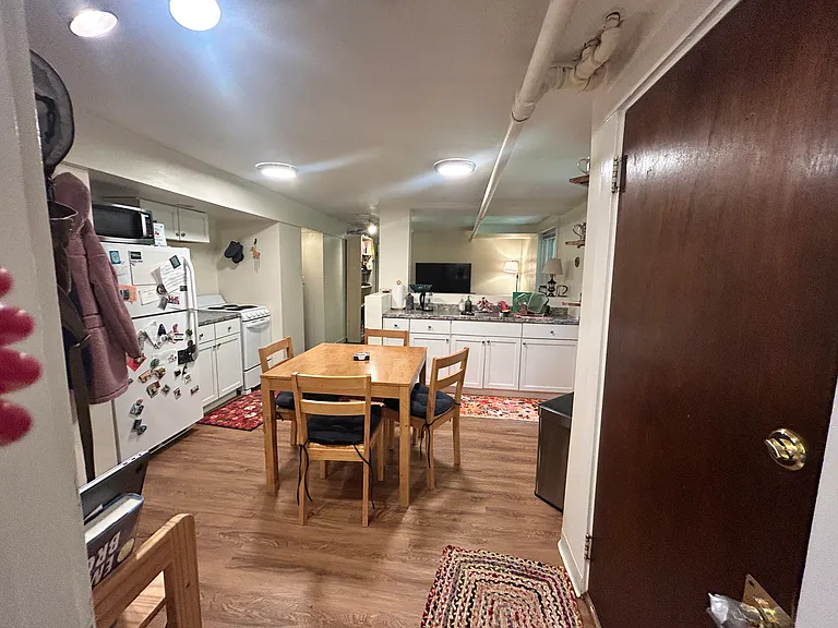 6 Beaufort Rd #2A — Photo 10