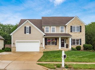 2467 Roe Dr, Lewis Center, OH 43035