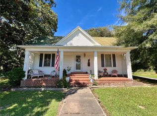 100 W Cardwell St, Madison, NC 27025