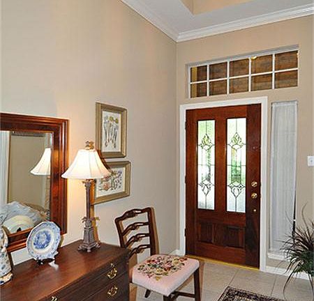 4th image of 2607 N Strathford Ln