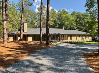 570 Donald Ross Dr, Pinehurst, NC 28374