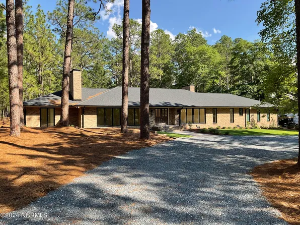570 Donald Ross Drive, Pinehurst, NC 28374