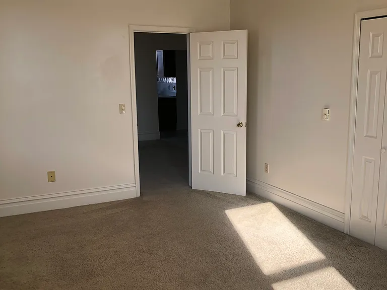 801 Dewey Ave #2 — Photo 7