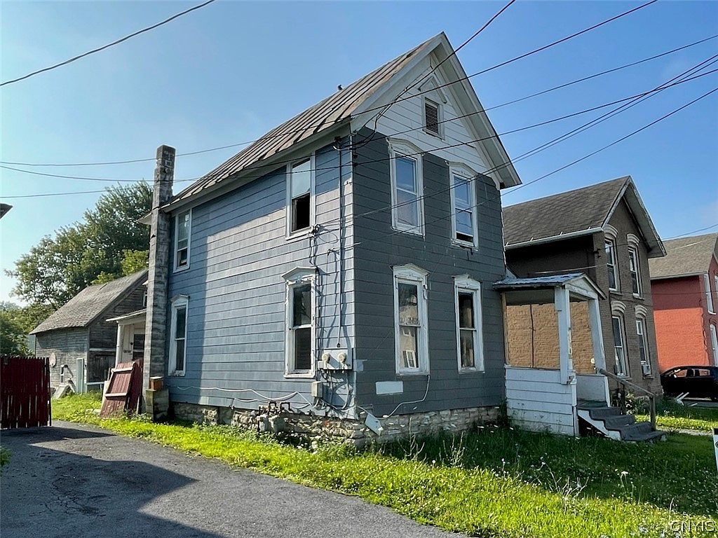 552548 Mill St, Watertown, NY 13601 Zillow