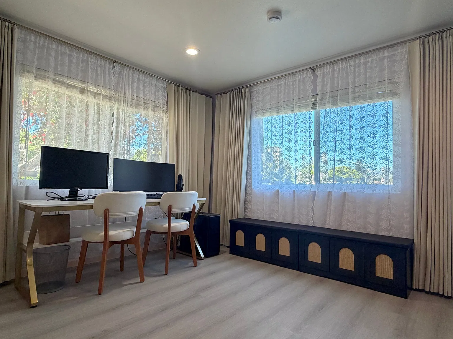 2 Furnished Private Bedrooms For Rent - Fremont, Ca 94536|Near Bart, Tesla & Ohlone | $1,100 -$1,500 — Photo 3