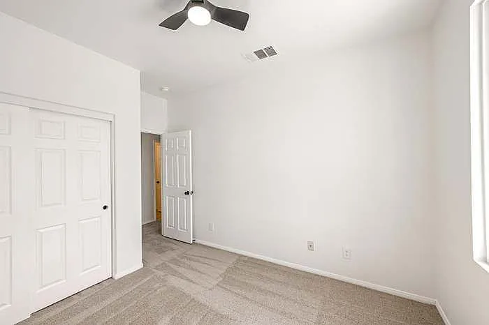 80604 Tinsley Ave — Photo 10