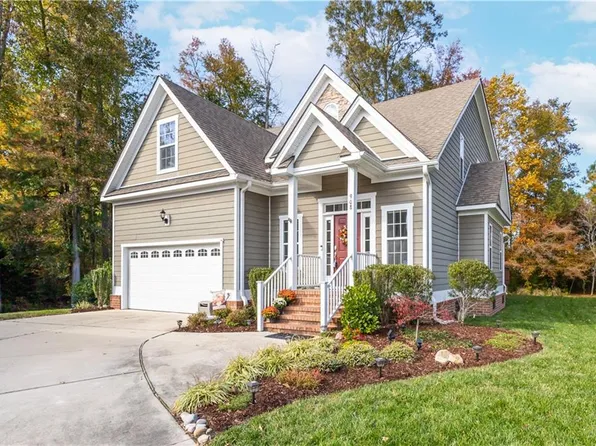 908 Bells Creek Ct, Chesapeake, VA 23322