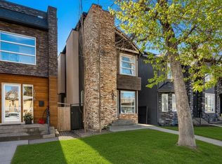 2027 N 42nd Ave SW, Calgary, AB T2T 2M8