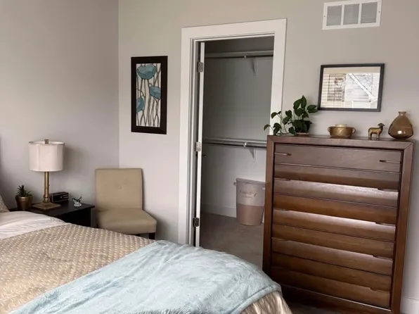 (undisclosed Address), Auburn Hills, MI 48326