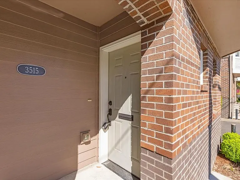 425 NE Fremont St — Photo 29