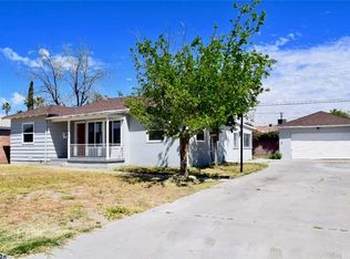 590 W Victoria St, Rialto, CA 92376