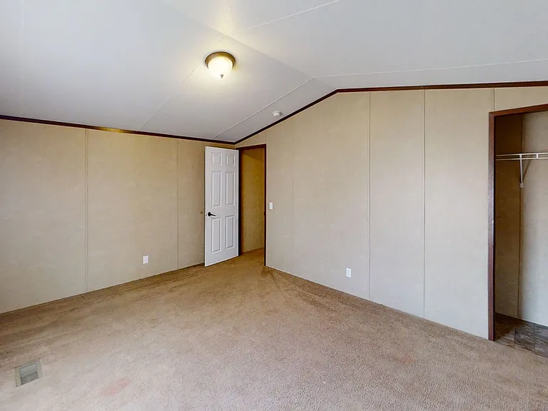 413 N Avenue K — Photo 8