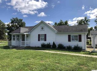 200 W Main Cross St, Timewell, IL 62375