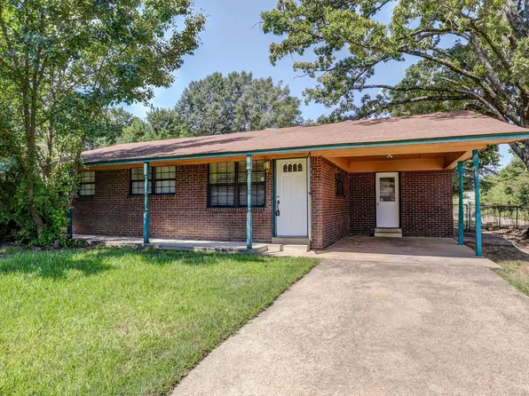 3717 Forestwood St, Texarkana, AR 71854