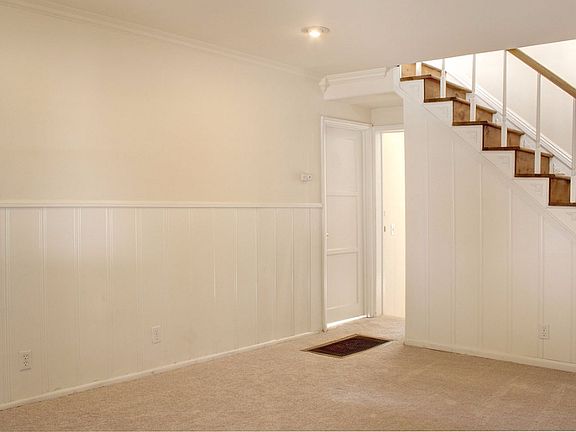 5th image of 620 Eureka Dr