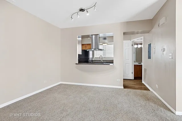 1532 Westminster Dr #108 — Photo 28