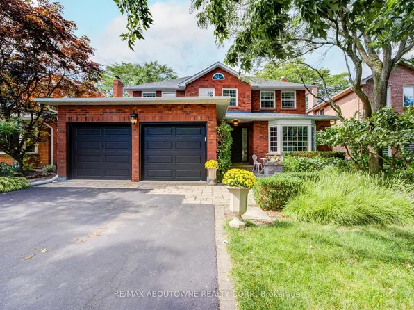 1511 Stoneybrook Trl, Oakville, ON L6M 2R4