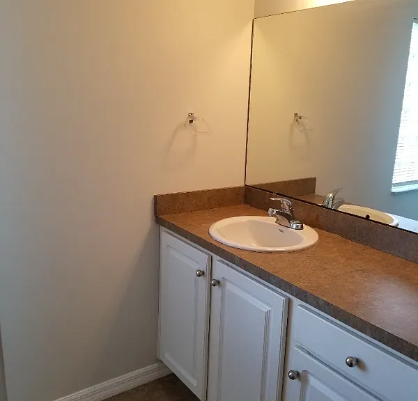 1051 N Saint Johns St — Photo 9