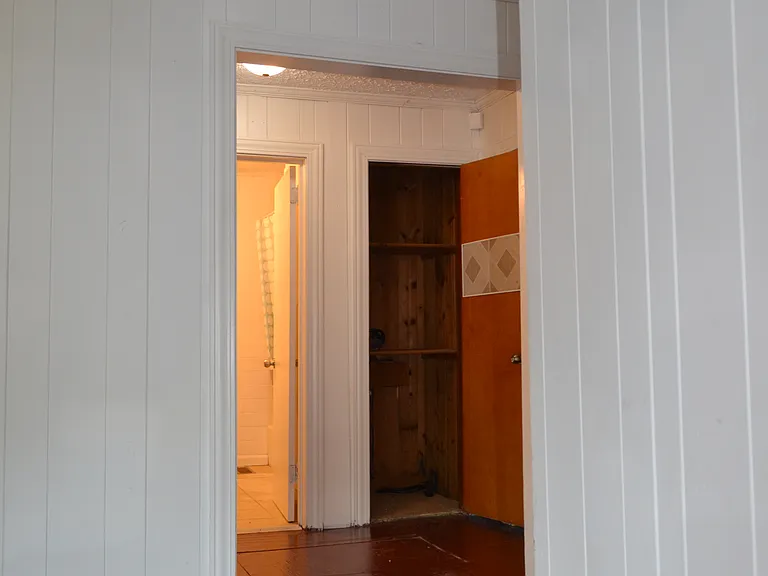 1615 Argonne Blvd — Photo 11