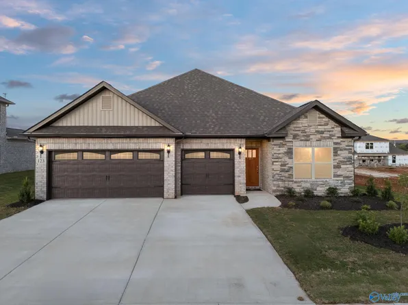 123 Headen Ln, Huntsville, AL 35811