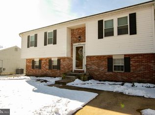 534 Holly Hunt Rd, Middle River, MD 21220