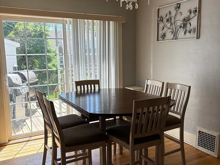 4519 Woolworth Ave — Photo 73