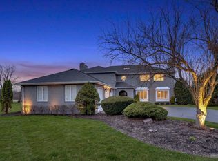 34 Brandywine Rd, South Barrington, IL 60010