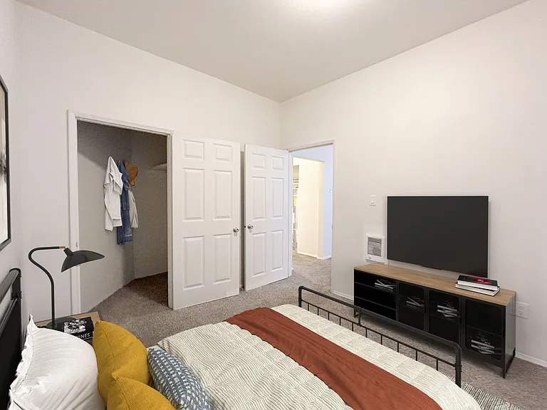 Ludlow B Apartments — Photo 21