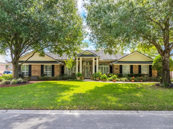 12123 W Cattail Dr, Jacksonville, FL 32223