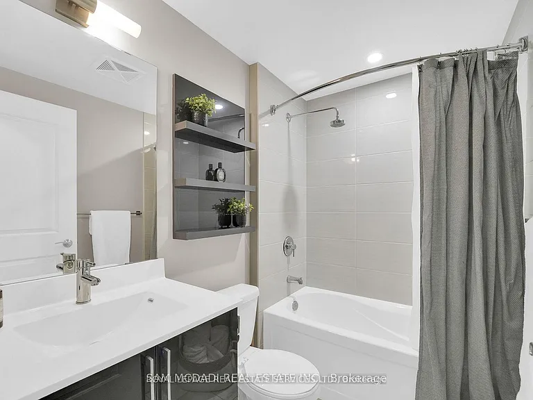 16 Brookers Ln #Penthouse 1 — Photo 4