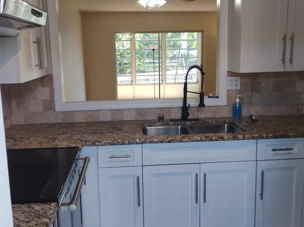 5011 W Oakland Park Blvd APT 203, Lauderdale Lakes, FL 33313